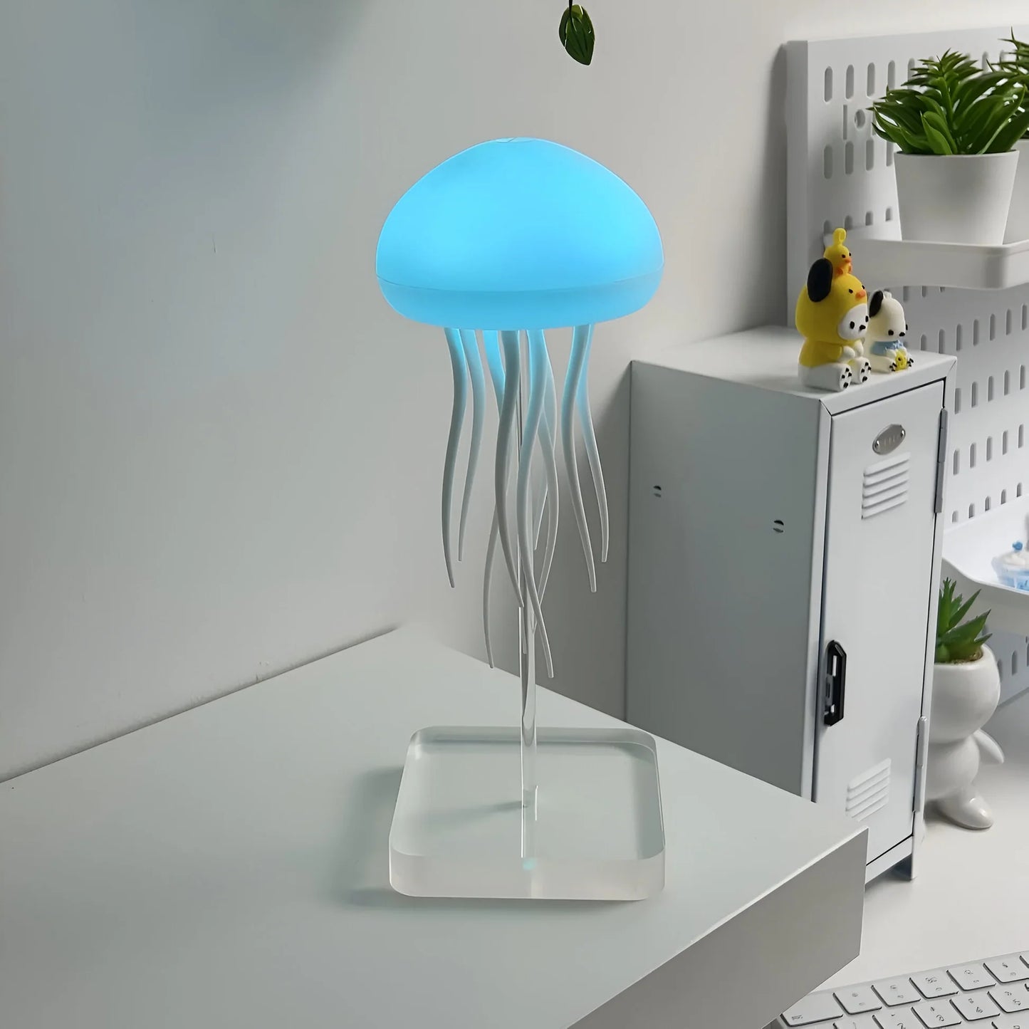 JellyGlow™ - Dancing Jellyfish Lamp